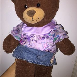 Cute build a heart with a variety of clothing!